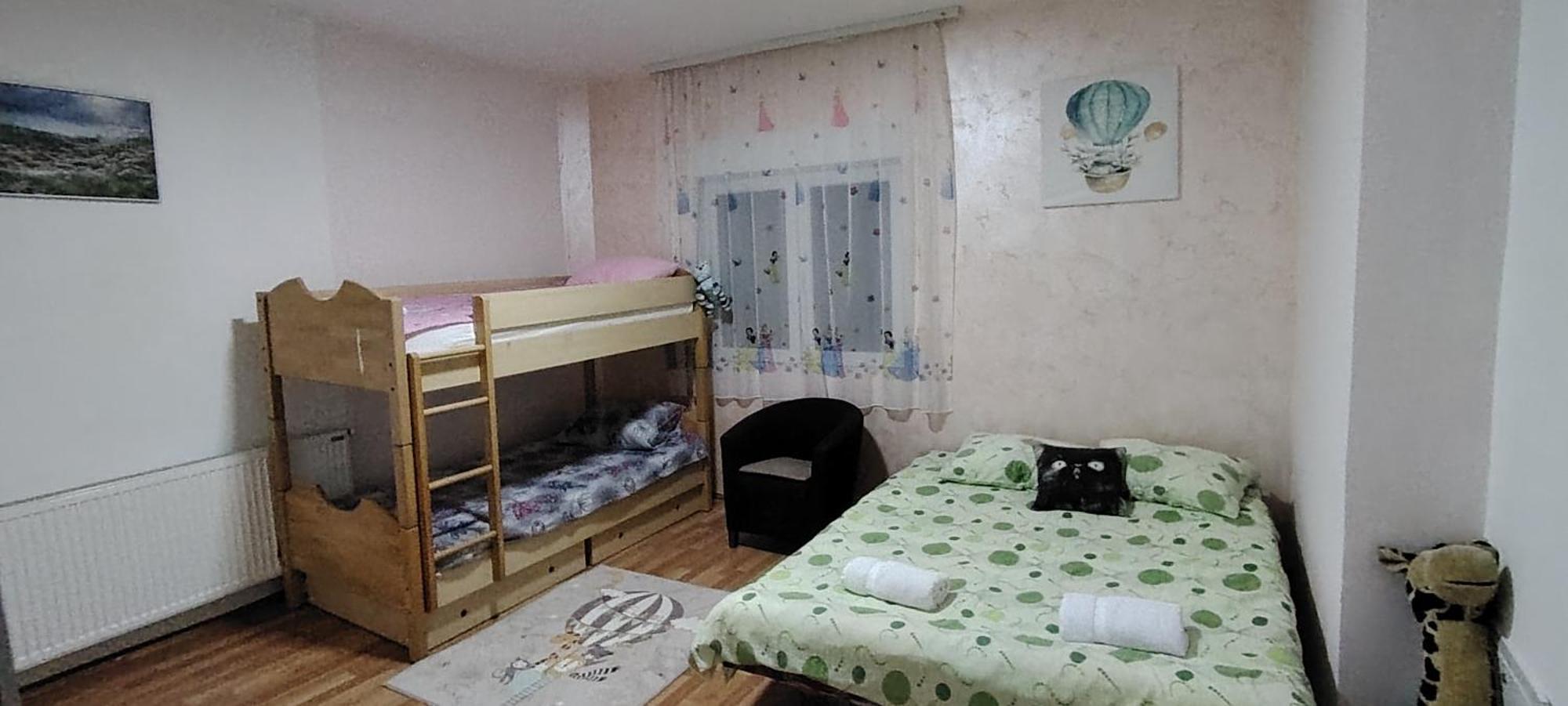 Apartman Raj Vrnjačka Banja Kültér fotó